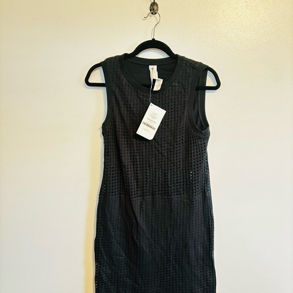 NWT Fabletics Bryce dress with sheer square mesh dress size small - Picture 3 of 7
